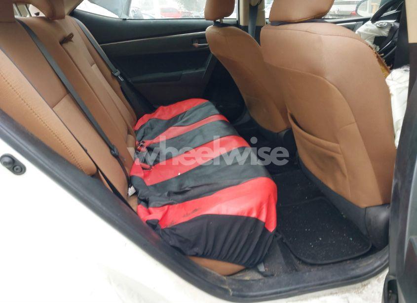 Photo 8 of 2016 Toyota Corolla LE (VIN 2T1BURHE0GC606271)