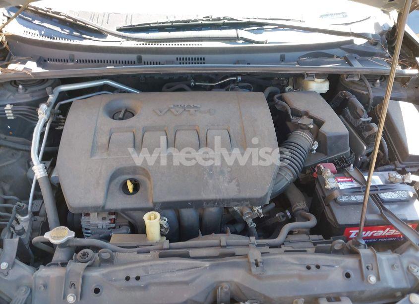 Photo 10 of 2016 Toyota Corolla L (VIN 2T1BURHE0GC611471)