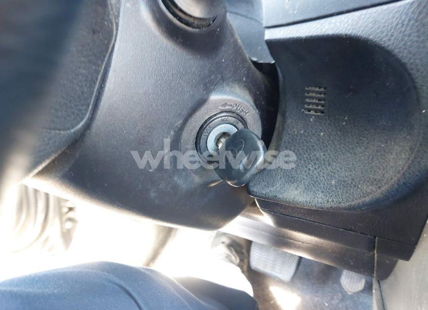 Photo 11 of 2016 Toyota Corolla L (VIN 2T1BURHE0GC611471)