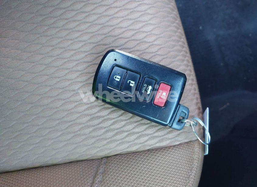 Photo 11 of 2016 Toyota Corolla LE PLUS (VIN 2T1BURHE0GC619067)