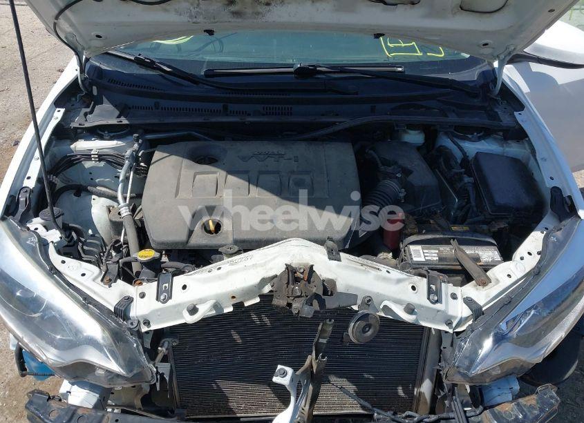 Photo 10 of 2016 Toyota Corolla L (VIN 2T1BURHE0GC620090)