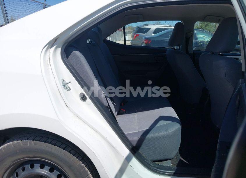 Photo 8 of 2016 Toyota Corolla L (VIN 2T1BURHE0GC620090)