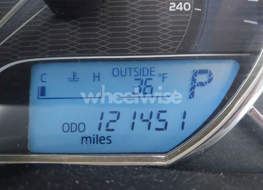 Photo 16 of 2016 Toyota Corolla LE (VIN 2T1BURHE0GC621630)