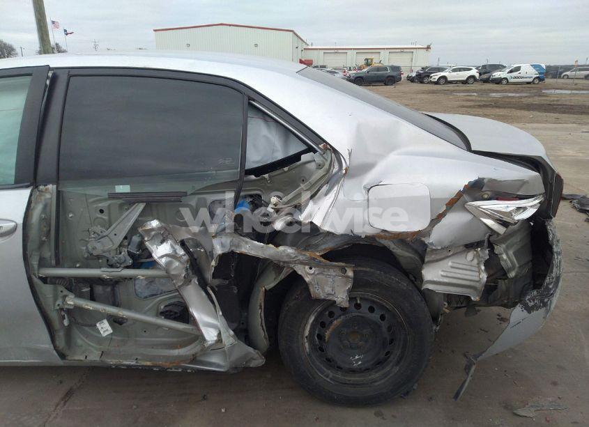 Photo 18 of 2016 Toyota Corolla L (VIN 2T1BURHE0GC632532)