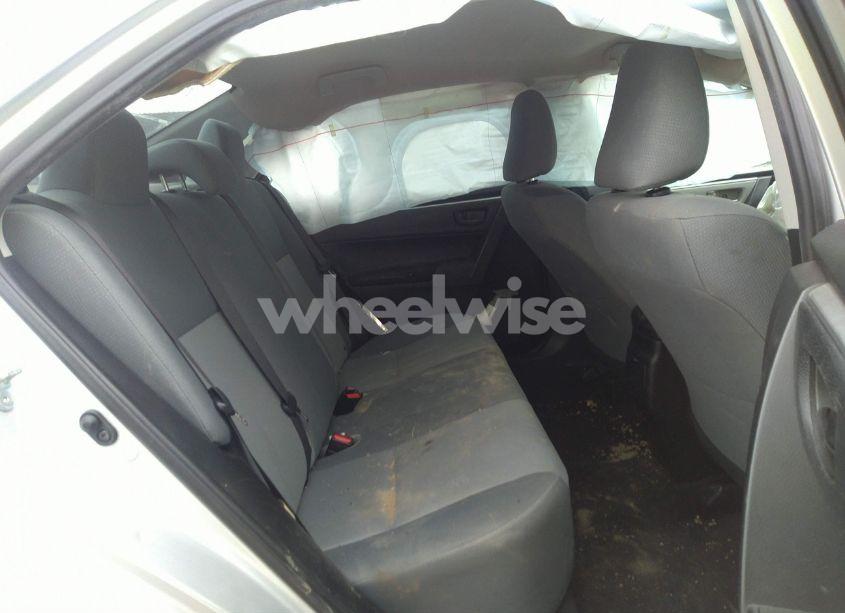 Photo 8 of 2016 Toyota Corolla L (VIN 2T1BURHE0GC632532)