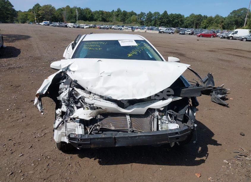 Photo 11 of 2016 Toyota Corolla LE (VIN 2T1BURHE0GC652375)