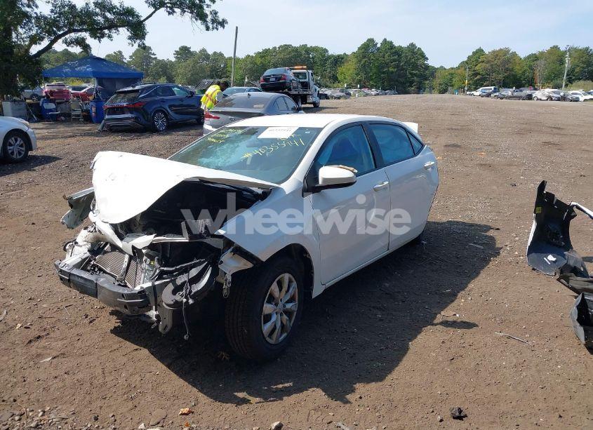 Photo 2 of 2016 Toyota Corolla LE (VIN 2T1BURHE0GC652375)