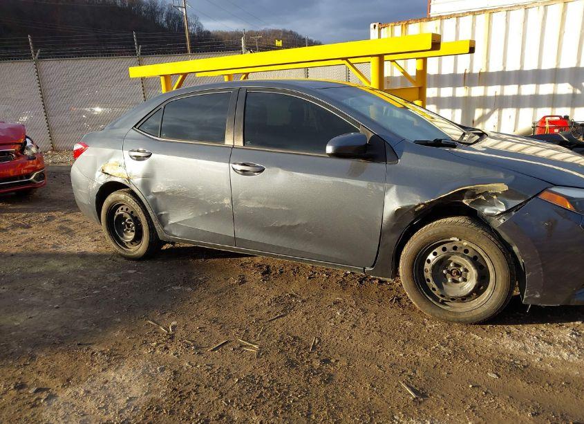 Photo 6 of 2016 Toyota Corolla LE (VIN 2T1BURHE0GC659620)