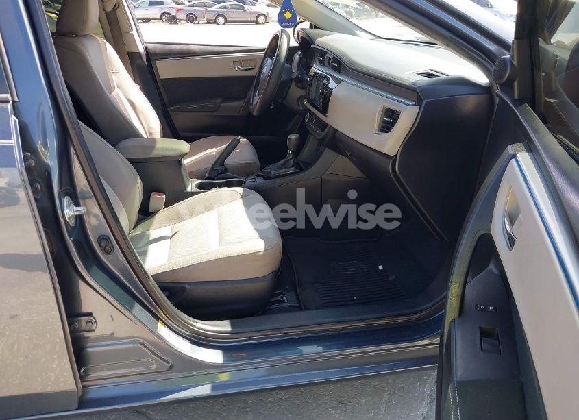 Photo 5 of 2016 Toyota Corolla LE (VIN 2T1BURHE0GC674845)