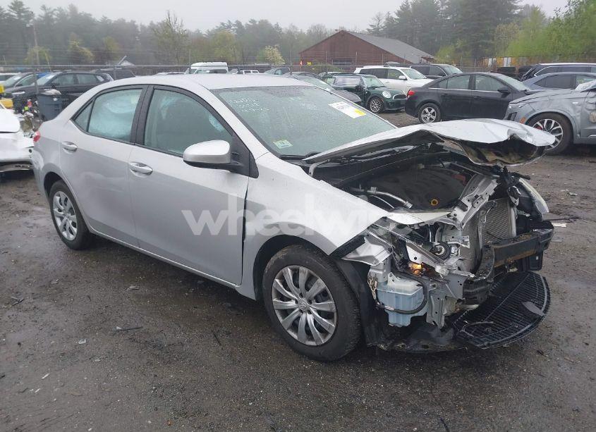 2016 Toyota Corolla LE (VIN 2T1BURHE0GC695064) main photo