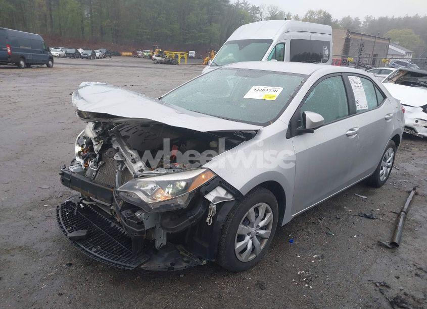 Photo 2 of 2016 Toyota Corolla LE (VIN 2T1BURHE0GC695064)