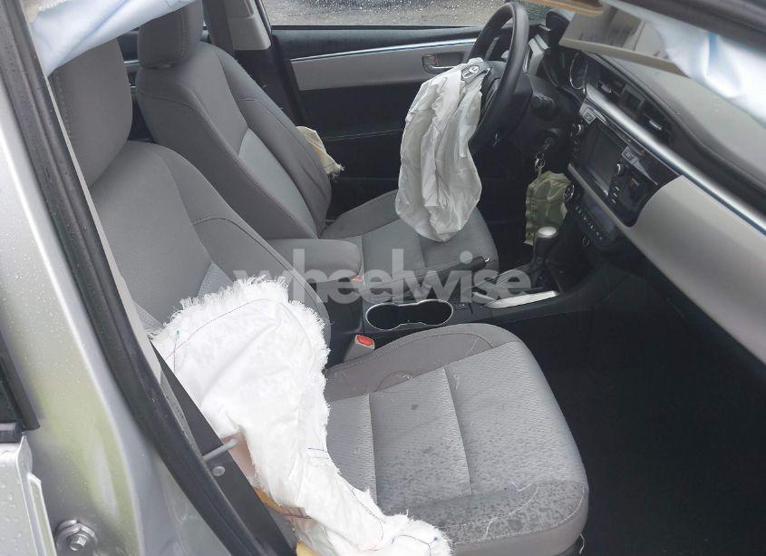 Photo 5 of 2016 Toyota Corolla LE (VIN 2T1BURHE0GC695064)