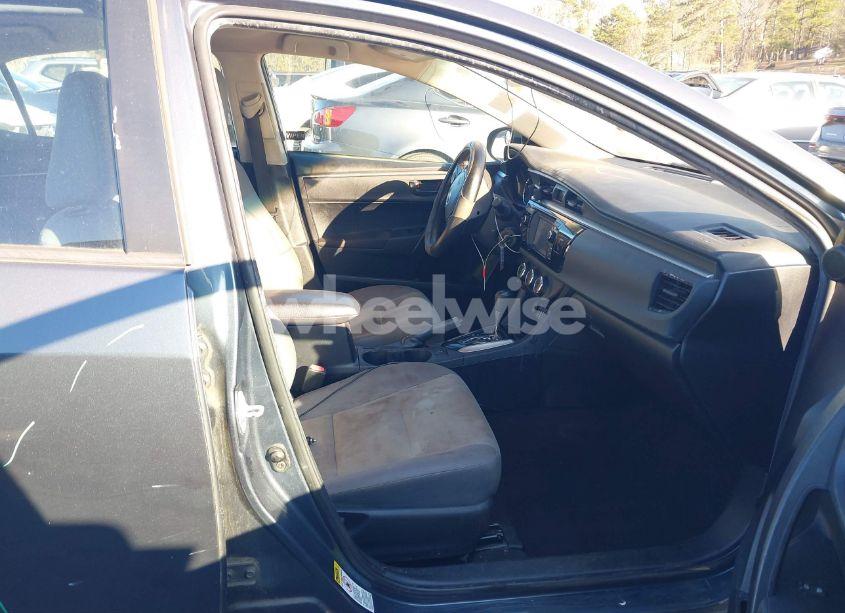 Photo 5 of 2016 Toyota Corolla L (VIN 2T1BURHE0GC696392)