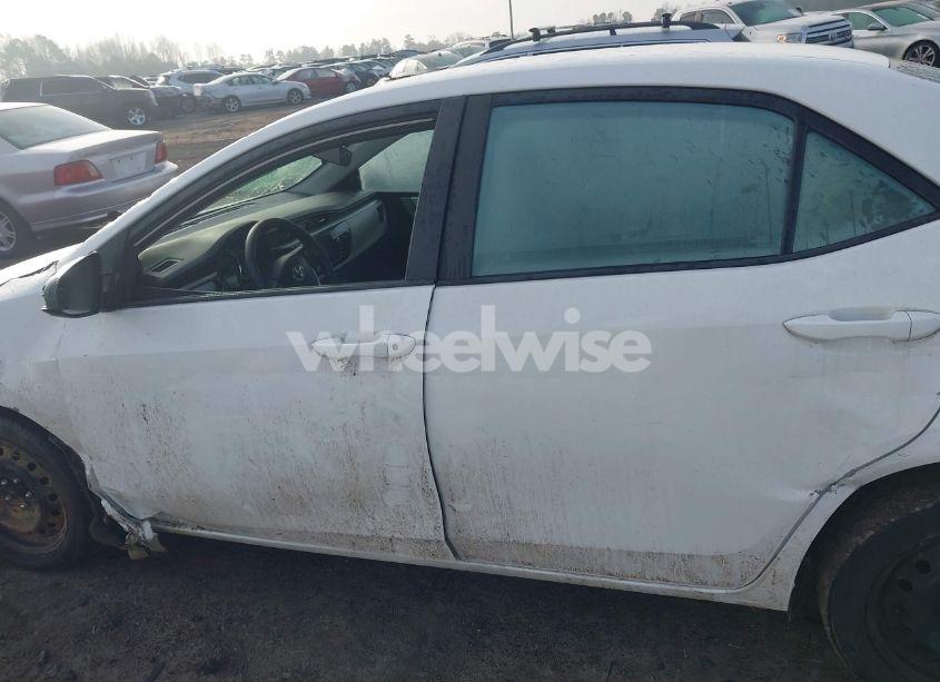 Photo 14 of 2016 Toyota Corolla LE (VIN 2T1BURHE0GC706001)