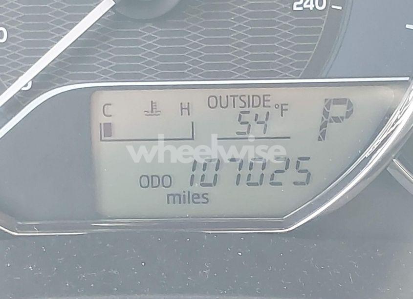 Photo 15 of 2016 Toyota Corolla LE (VIN 2T1BURHE0GC706001)