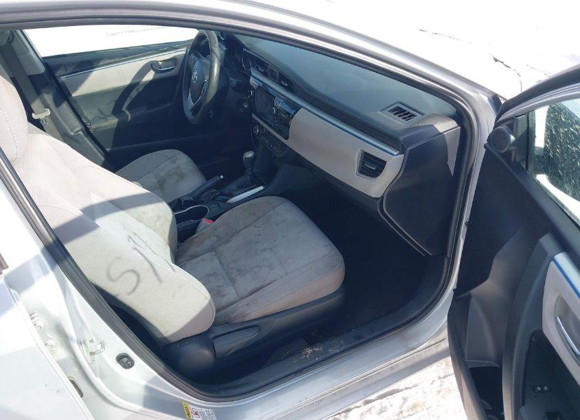 Photo 5 of 2016 Toyota Corolla LE (VIN 2T1BURHE0GC706922)