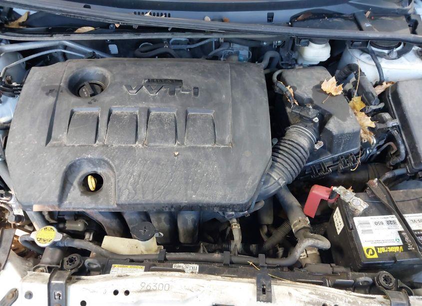 Photo 10 of 2016 Toyota Corolla LE (VIN 2T1BURHE0GC715653)