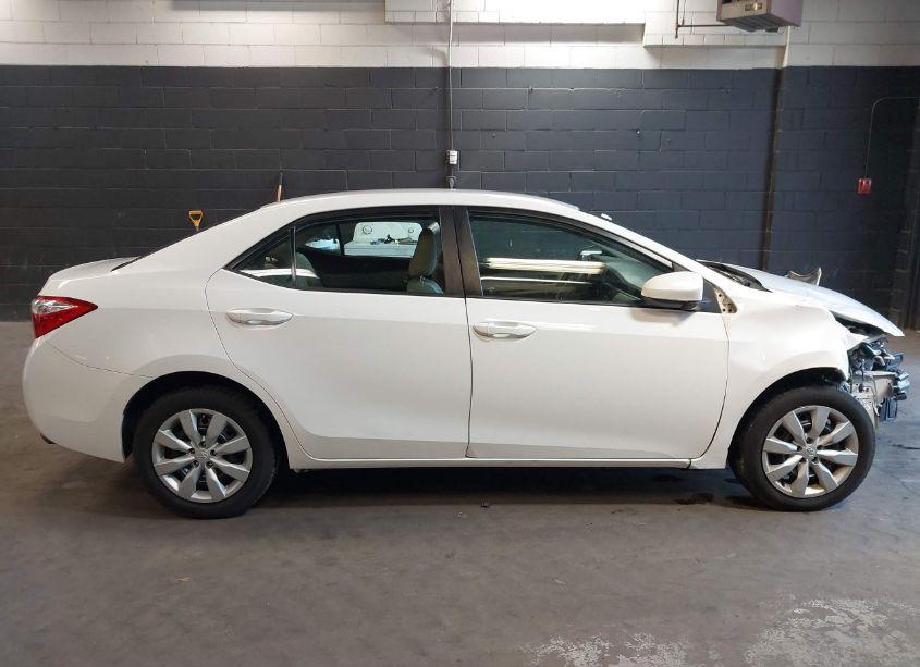 Photo 14 of 2016 Toyota Corolla LE (VIN 2T1BURHE0GC715653)