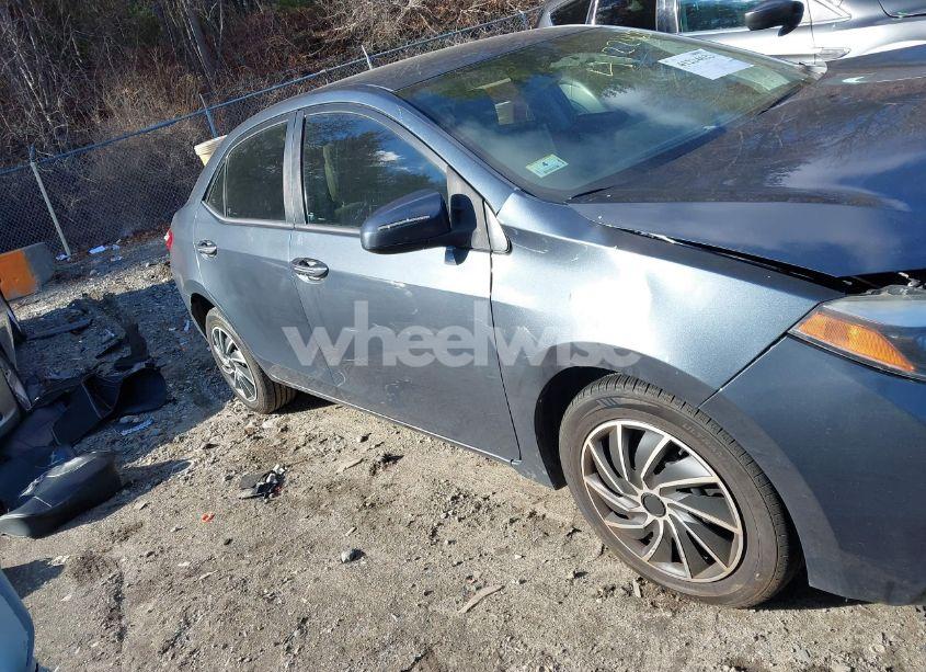 Photo 13 of 2016 Toyota Corolla LE (VIN 2T1BURHE0GC729262)