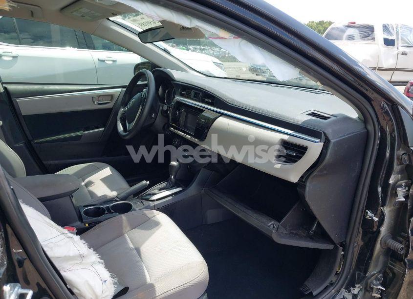 Photo 5 of 2016 Toyota Corolla LE (VIN 2T1BURHE0GC731285)