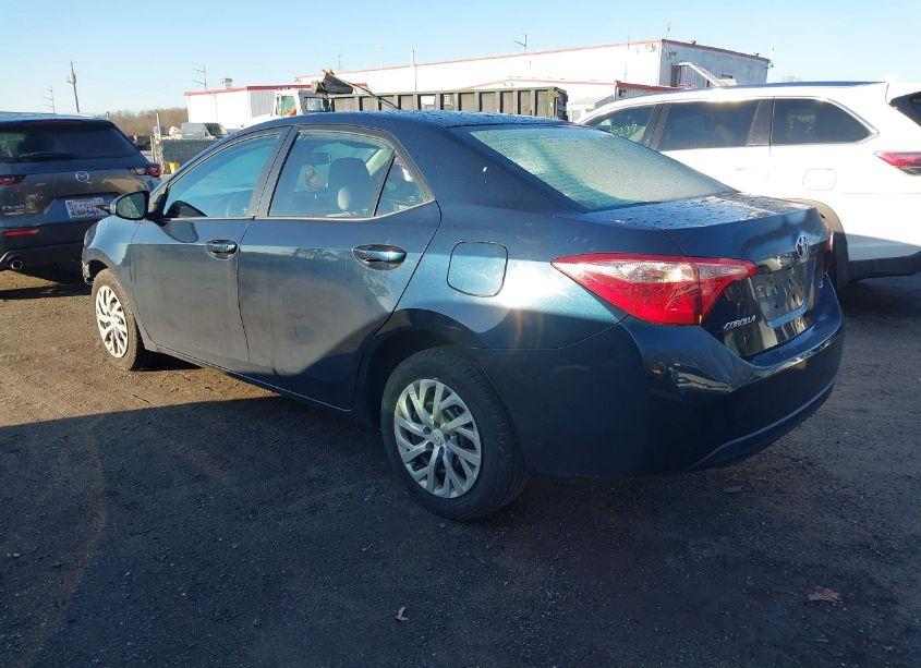 Photo 3 of 2017 Toyota Corolla LE (VIN 2T1BURHE0HC765499)