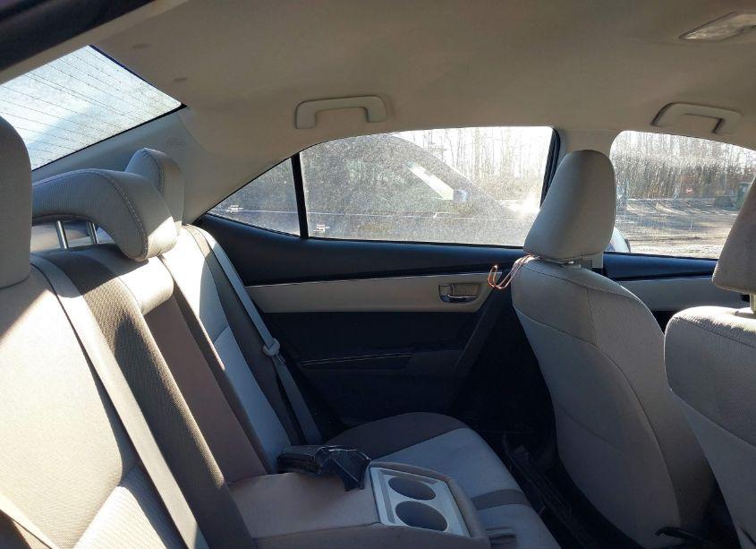 Photo 8 of 2017 Toyota Corolla LE (VIN 2T1BURHE0HC765499)