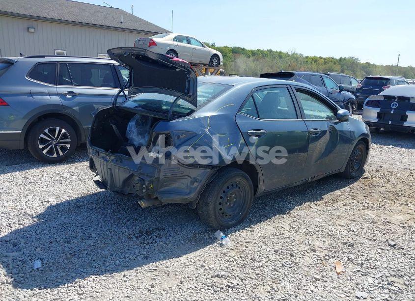 Photo 4 of 2017 Toyota Corolla LE (VIN 2T1BURHE0HC768290)