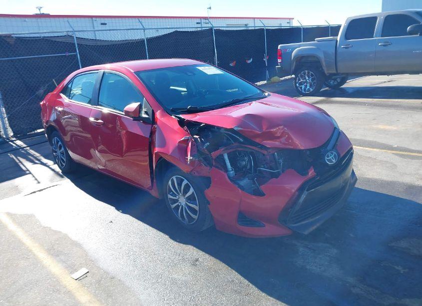 2017 Toyota Corolla LE (VIN 2T1BURHE0HC827841) main photo