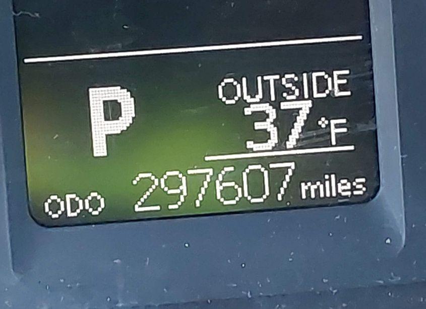 Photo 15 of 2017 Toyota Corolla LE (VIN 2T1BURHE0HC827841)