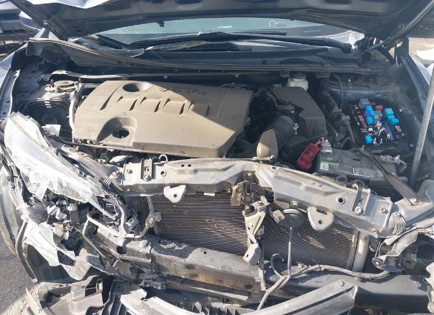 Photo 10 of 2017 Toyota Corolla LE (VIN 2T1BURHE0HC842999)