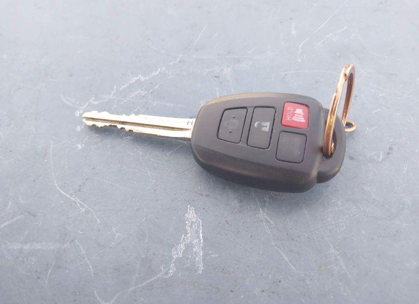 Photo 11 of 2017 Toyota Corolla LE (VIN 2T1BURHE0HC842999)