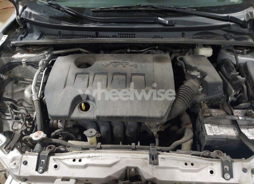 Photo 10 of 2017 Toyota Corolla SE (VIN 2T1BURHE0HC855414)