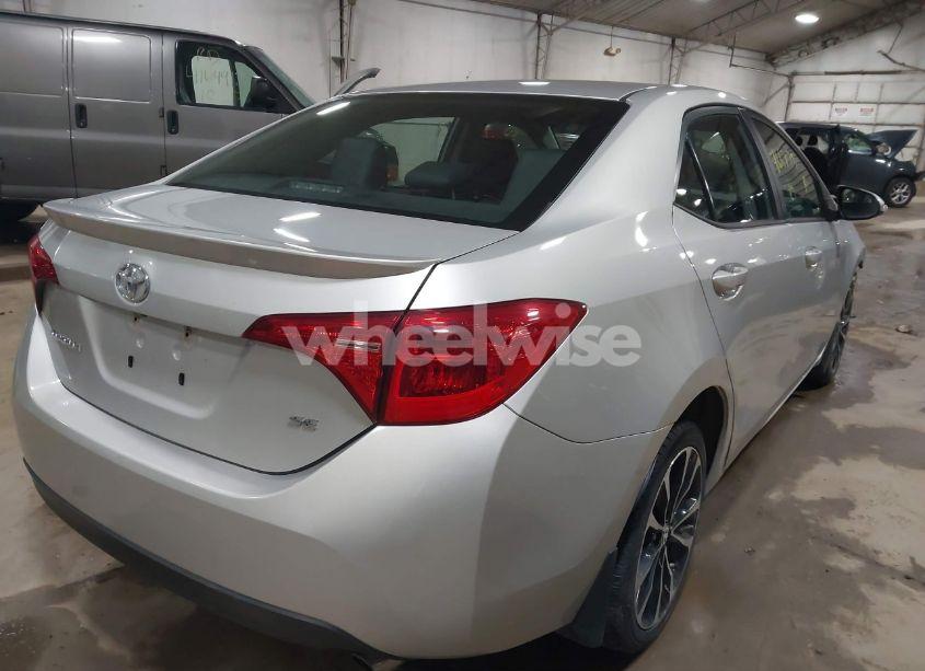 Photo 4 of 2017 Toyota Corolla SE (VIN 2T1BURHE0HC855414)