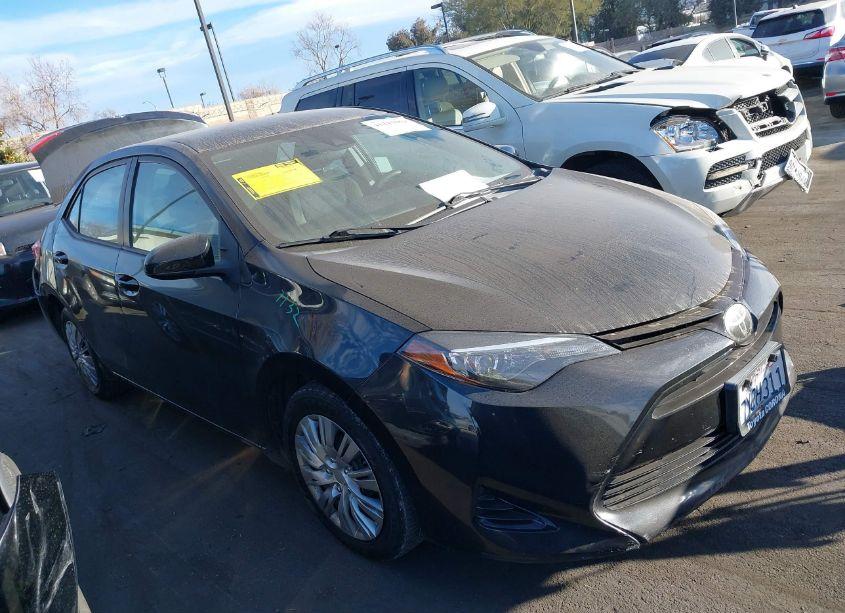 Photo 13 of 2017 Toyota Corolla LE (VIN 2T1BURHE0HC870799)