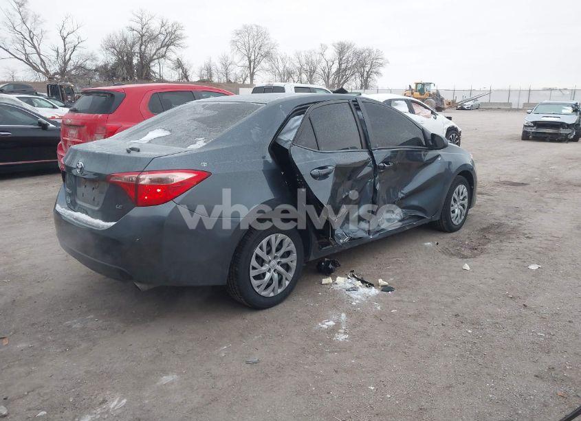 Photo 4 of 2017 Toyota Corolla LE (VIN 2T1BURHE0HC896111)