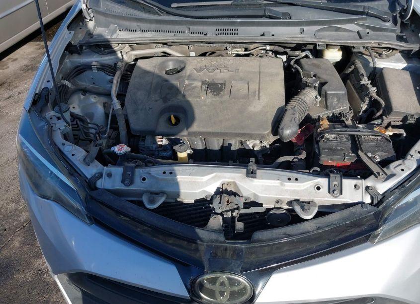 Photo 10 of 2017 Toyota Corolla LE (VIN 2T1BURHE0HC927597)