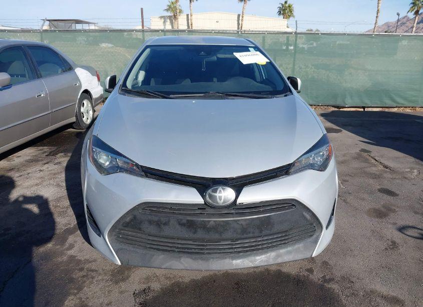 Photo 13 of 2017 Toyota Corolla LE (VIN 2T1BURHE0HC927597)
