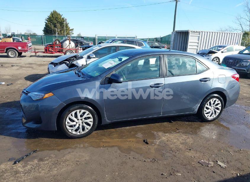 Photo 14 of 2017 Toyota Corolla LE (VIN 2T1BURHE0HC943279)