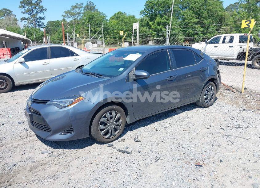 Photo 2 of 2017 Toyota Corolla LE (VIN 2T1BURHE0HC953763)