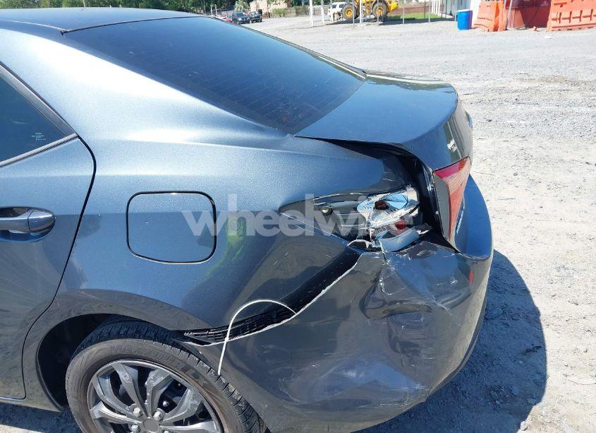 Photo 6 of 2017 Toyota Corolla LE (VIN 2T1BURHE0HC953763)