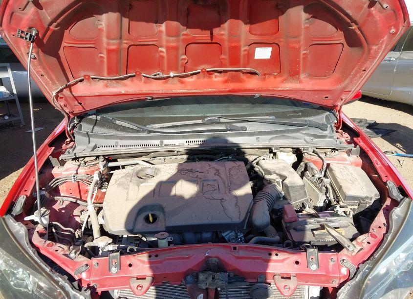 Photo 10 of 2018 Toyota Corolla LE (VIN 2T1BURHE0JC014344)