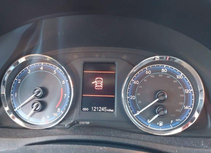 Photo 7 of 2018 Toyota Corolla LE (VIN 2T1BURHE0JC014344)