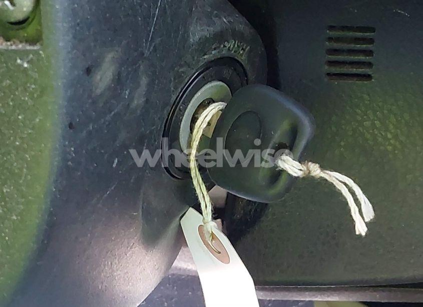 Photo 11 of 2018 Toyota Corolla LE (VIN 2T1BURHE0JC038921)