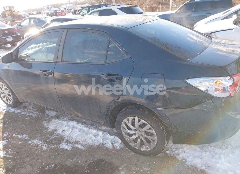 Photo 14 of 2018 Toyota Corolla LE (VIN 2T1BURHE0JC038921)