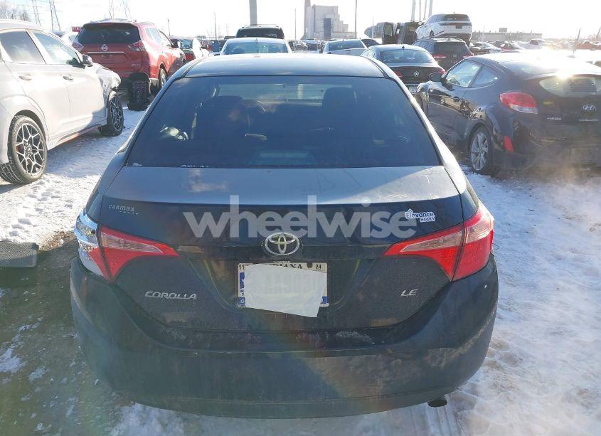 Photo 16 of 2018 Toyota Corolla LE (VIN 2T1BURHE0JC038921)