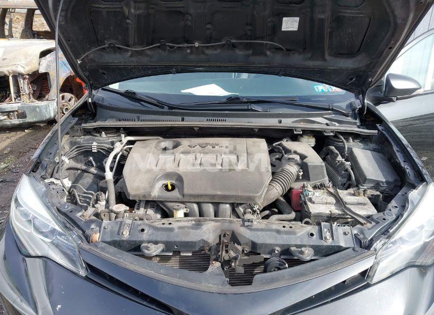 Photo 10 of 2018 Toyota Corolla SE (VIN 2T1BURHE0JC050681)