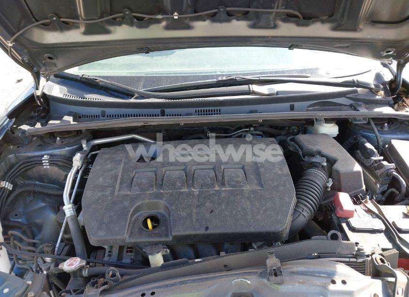 Photo 10 of 2018 Toyota Corolla XSE (VIN 2T1BURHE0JC052320)