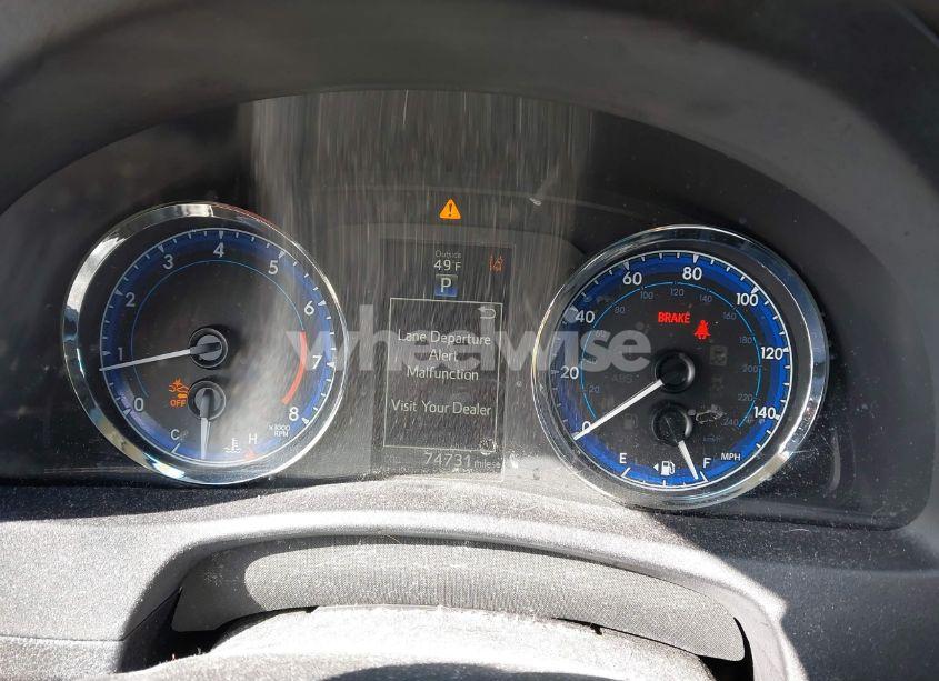 Photo 7 of 2018 Toyota Corolla XSE (VIN 2T1BURHE0JC052320)