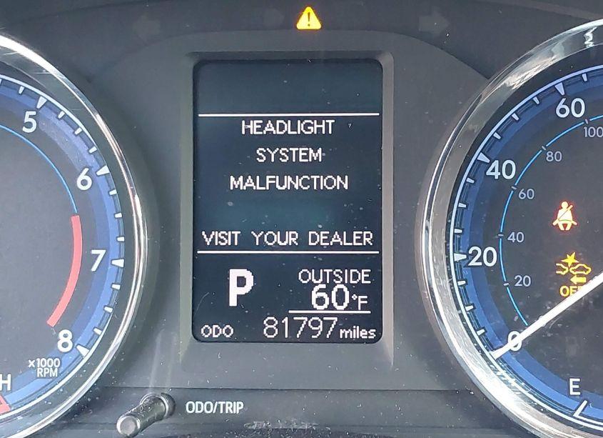 Photo 16 of 2018 Toyota Corolla LE (VIN 2T1BURHE0JC055511)