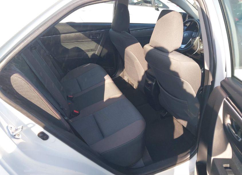 Photo 8 of 2018 Toyota Corolla LE (VIN 2T1BURHE0JC055511)